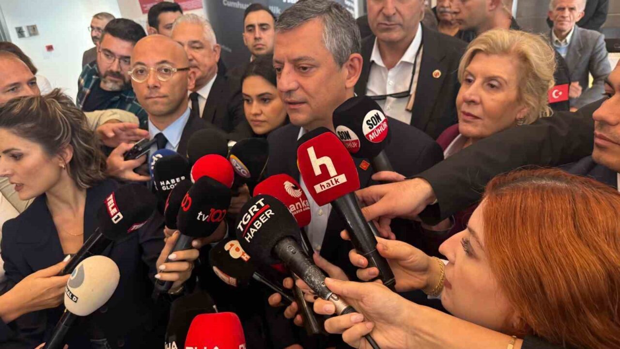 Cumhuriyet Halk Partisi (CHP) Genel Başkanı Özgür Özel, kurultay davasının
