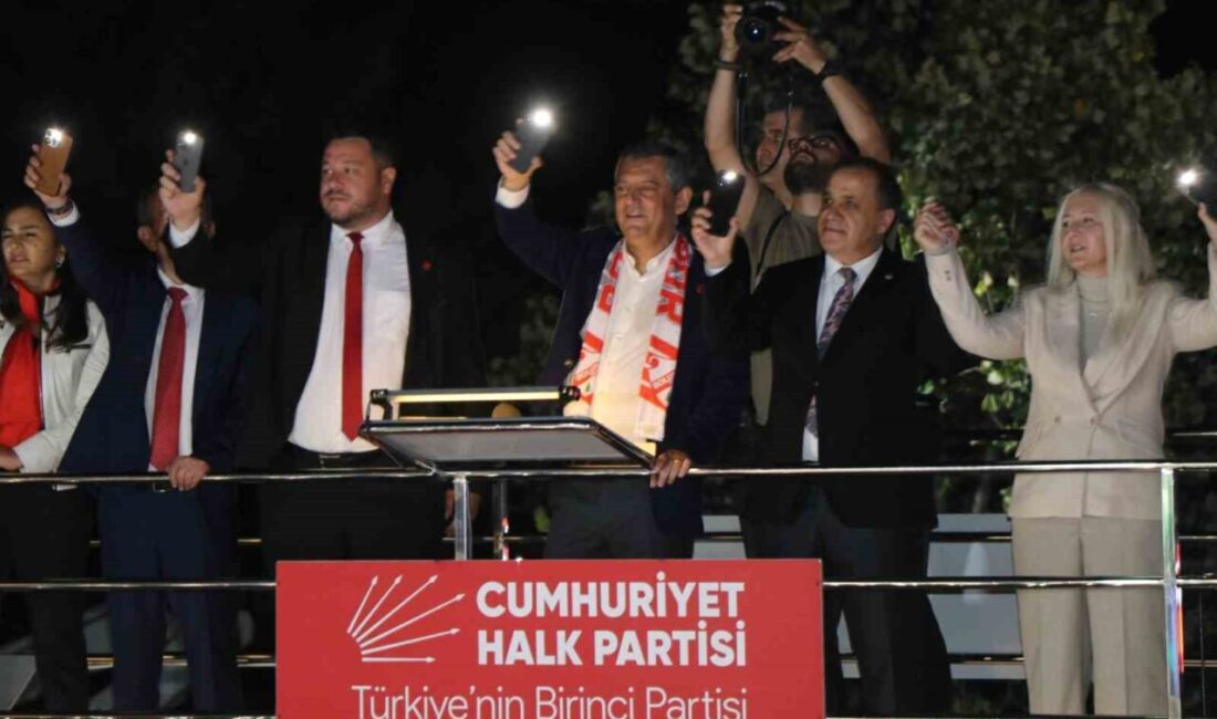 CHP Genel Başkanı Özgür Özel, Bolu'daki mitingde enflasyon rakamlarını değerlendirerek,
