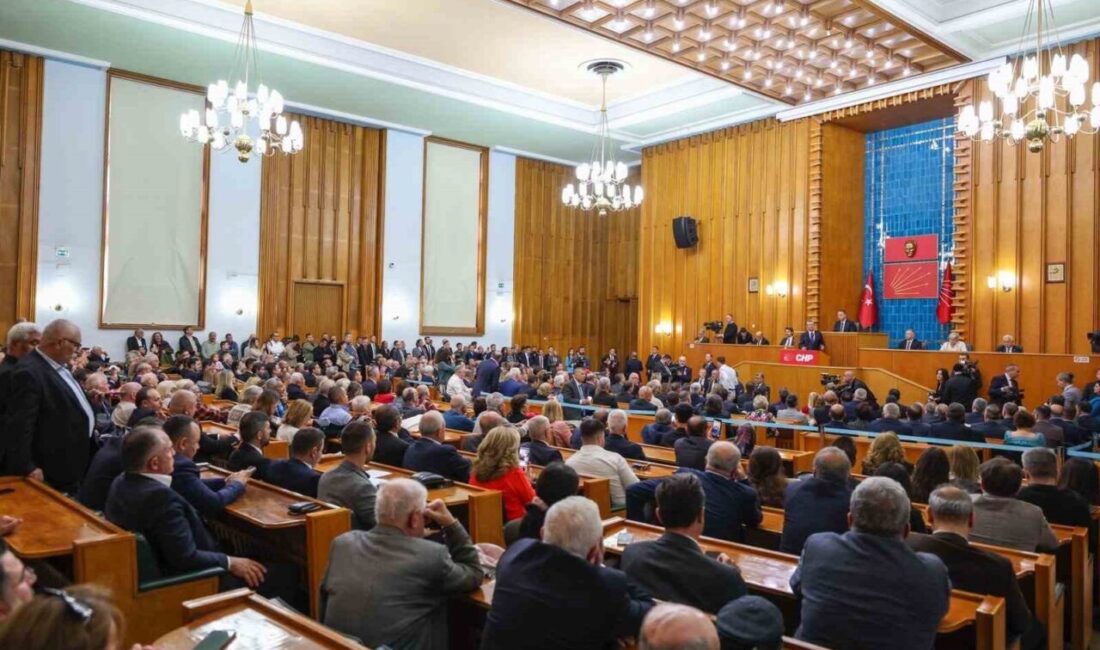 Cumhuriyet Halk Partisi Genel Başkanı Özgür Özel, Kıbrıs'ı Türkiye'nin arka