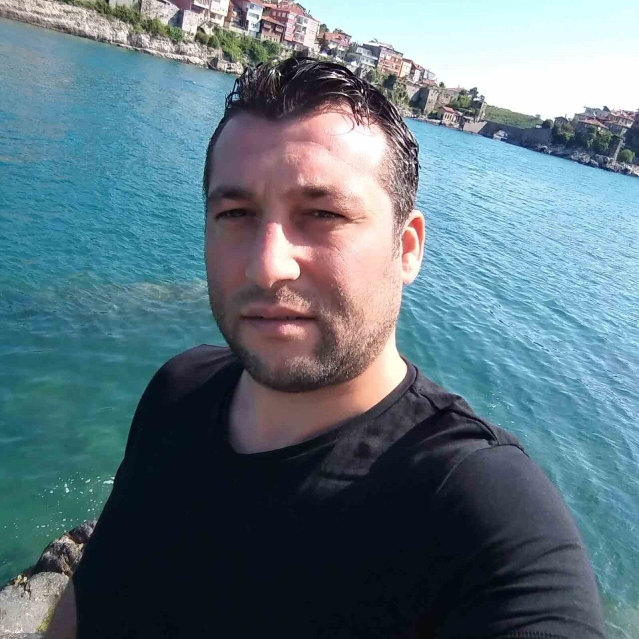 Bartın'da Sanko Çimento Fabrikası'ndan çimento boşaltımı sırasında silobas aracında meydana