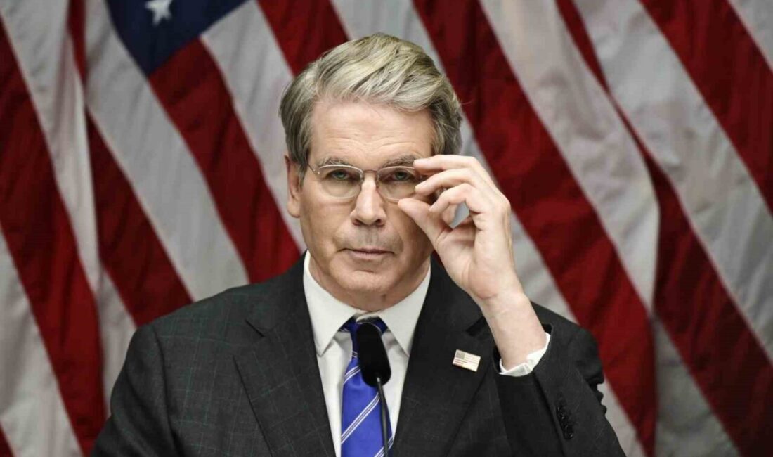 ABD ve Çin arasında ticaret anlaşması yönünde önemli adım atıldı ABD Ticaret Bakanı Scott Bessent, Malezya'daki ASEAN Zirvesi'nde Çinli yetkililerle