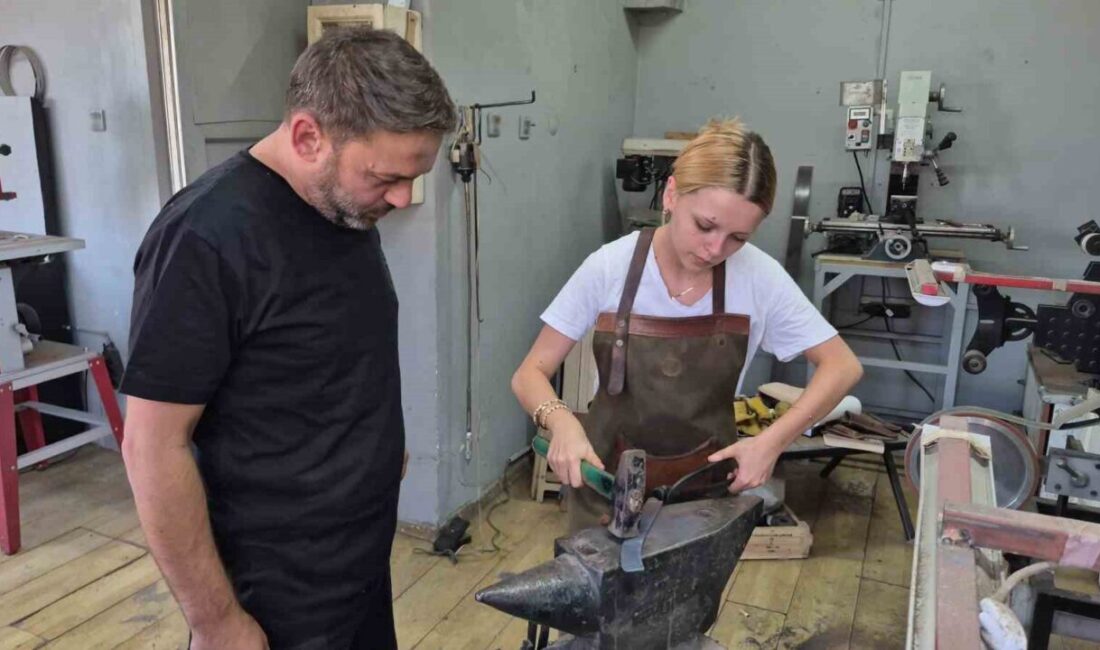 Düzceli bıçak sanatçısı Servet Altınışık, sanatıyla Kültür ve Turizm Bakanlığı