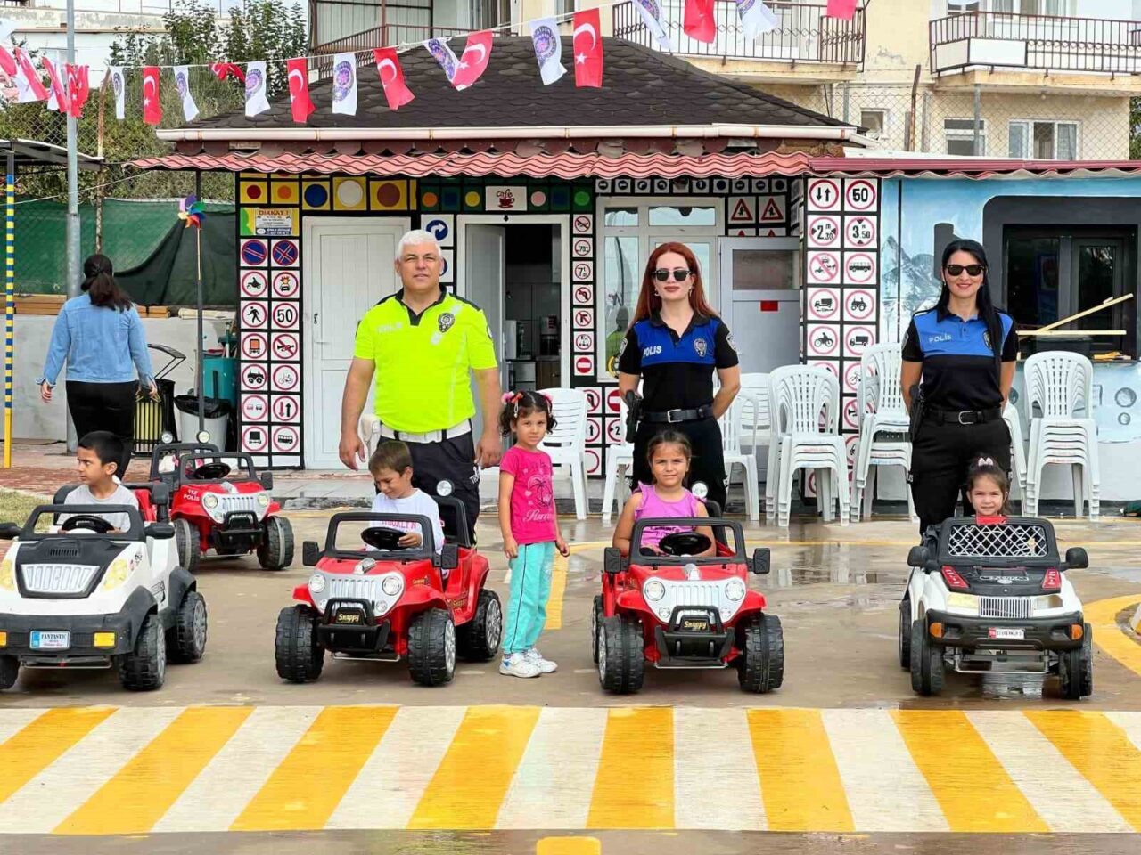 Mersin’in Silifke ilçesinde, İlçe Emniyet Müdürlüğü Trafik Eğitim Parkı'nda anaokulundaki