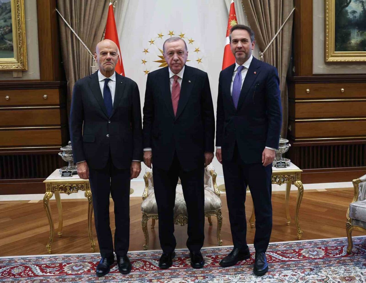 Cumhurbaşkanı Recep Tayyip Erdoğan, Cumhurbaşkanlığı Külliyesi'nde İtalya Milli Hidrokarbon Ajansı