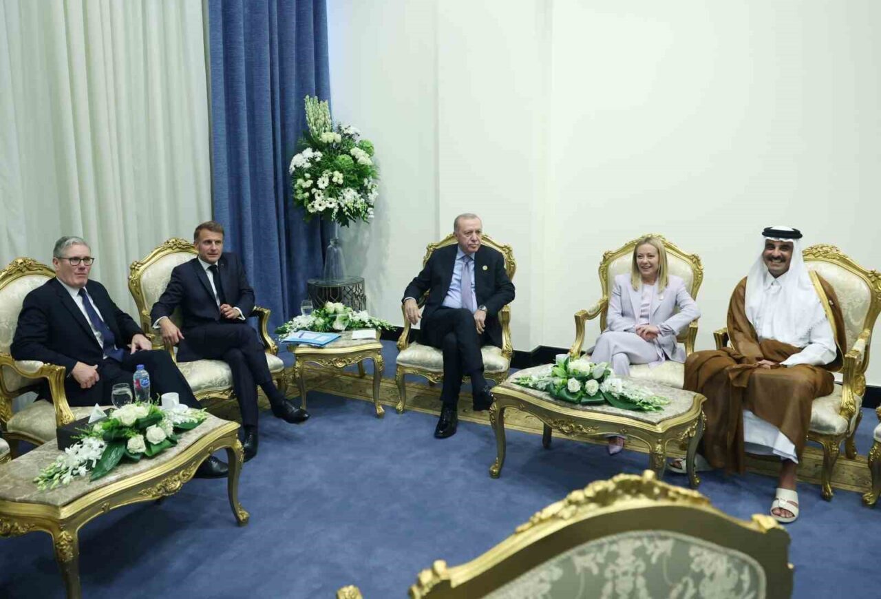 Cumhurbaşkanı Recep Tayyip Erdoğan, Mısır'da İtalya Başbakanı Giorgia Meloni ile