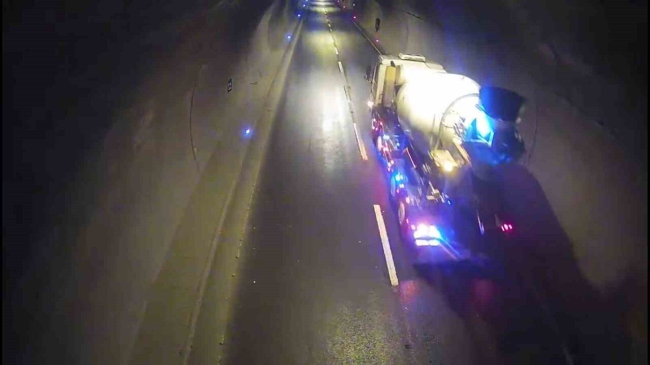 Cumhurbaşkanı Recep Tayyip Erdoğan’ın Rize'deki konvoyu, İyidere tünelinde arıza yapan