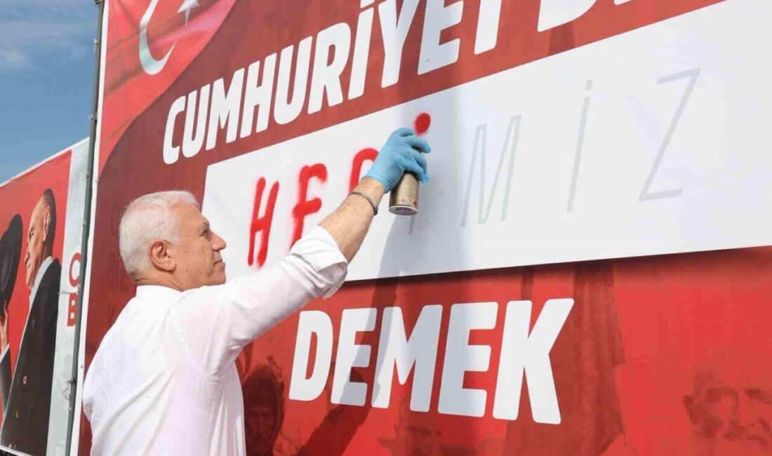 Bursa Büyükşehir Belediyesi, Cumhuriyet’in 102. Yılı İçin “Cumhuriyet Demek” Kampanyasıyla Coşkuyu Sokaklara Taşıyor Bursa Büyükşehir Belediyesi, Cumhuriyet'in 102. yılı için "Cumhuriyet demek" kampanyasını