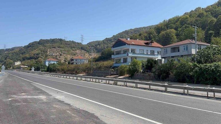 Zonguldak'ın Alaplı ilçesinde, Danıştay Başkanı Zeki Yiğit’in de köyü olan