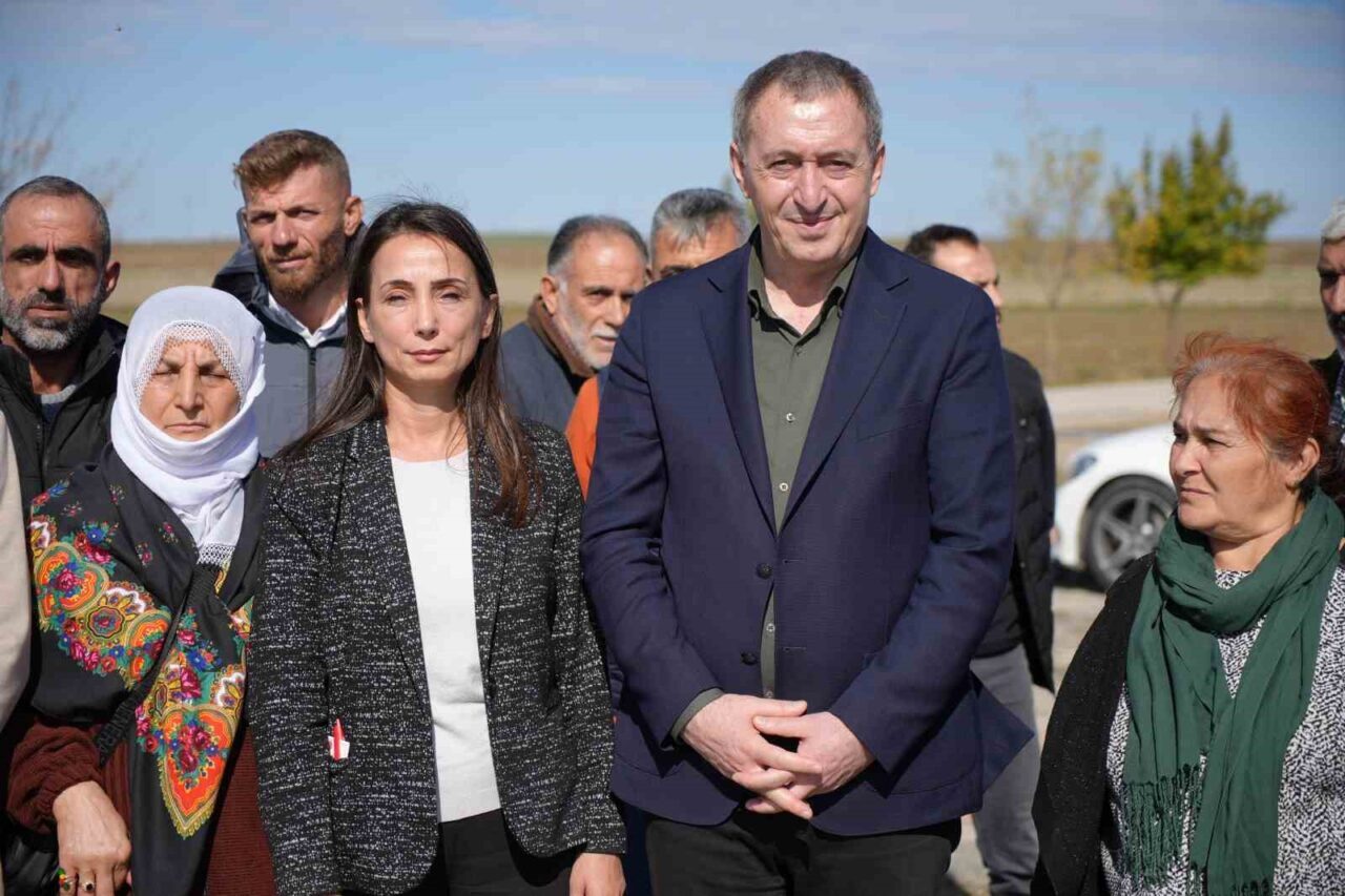 DEM Parti Eş Genel Başkanları Tülay Hatimoğulları ve Tuncer Bakırhan,