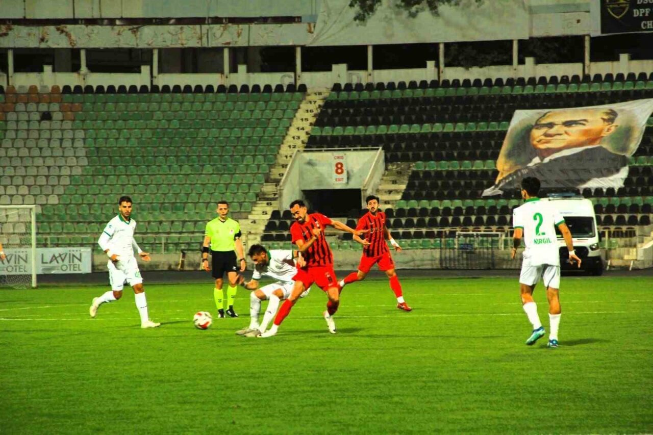 Denizli İdmanyurdu, TFF Nesine 3. Lig 4. Grup'ta Bornova 1877'yi