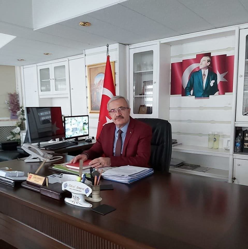 Denizli Şoförler Odası Başkanı Köksal Semerci, yasadışı taşımacılıkla ilgili uyarılarda