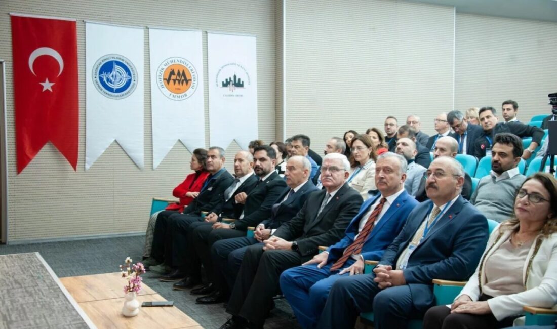 Erzincan’da 1. Mühendislik Sismolojisi ve Kent Jeofiziği Sempozyumu Gerçekleştirildi Erzincan Binali Yıldırım Üniversitesi'nde düzenlenen "1. Mühendislik Sismolojisi ve Kent