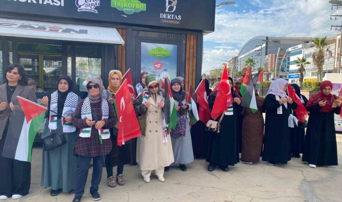 Derince Esnafından Gazze İçin Anlamlı Bağış Kampanyası Gerçekleşti Derince'deki esnaflar, bir günlük gelirlerini Gazze'ye bağışlayarak dayanışma sergiledi. Derince