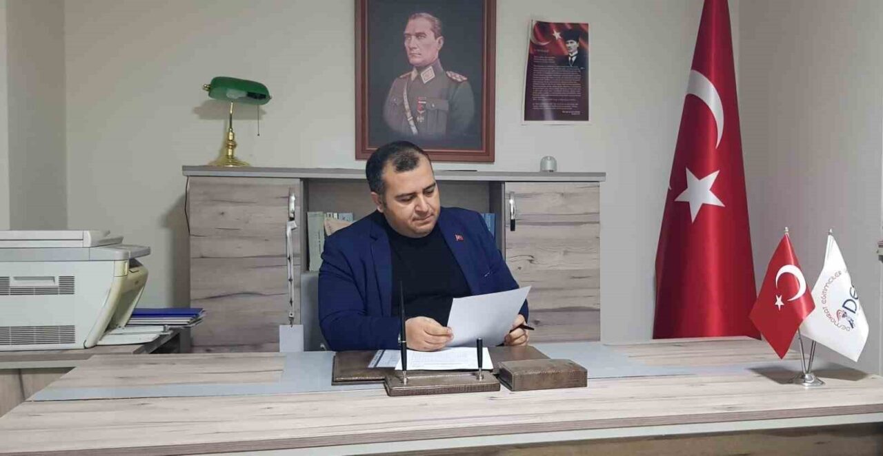 Demokrat Eğitimciler Sendikası Teşkilatlanma Sekreteri Mehmet Güleç, Maarif Modeli'nin öğretmenleri