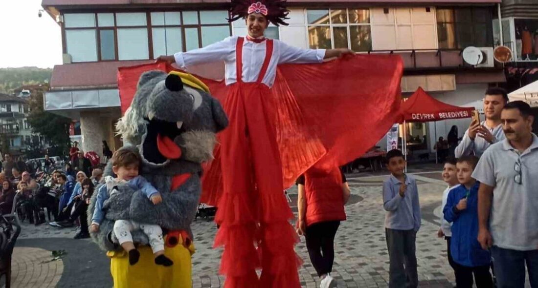 Devrek'te, belediye tarafından daha önce sünnet ettirilen 14 çocuk için
