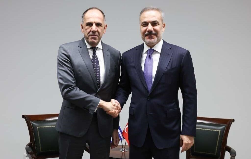 Dışişleri Bakanı Hakan Fidan, Lüksemburg’da Yunan mevkidaşı ile önemli bir buluşma gerçekleştirdi. Dışişleri Bakanı Hakan Fidan, Lüksemburg'da düzenlenen Avrupa Birliği Bakanlar Konseyi