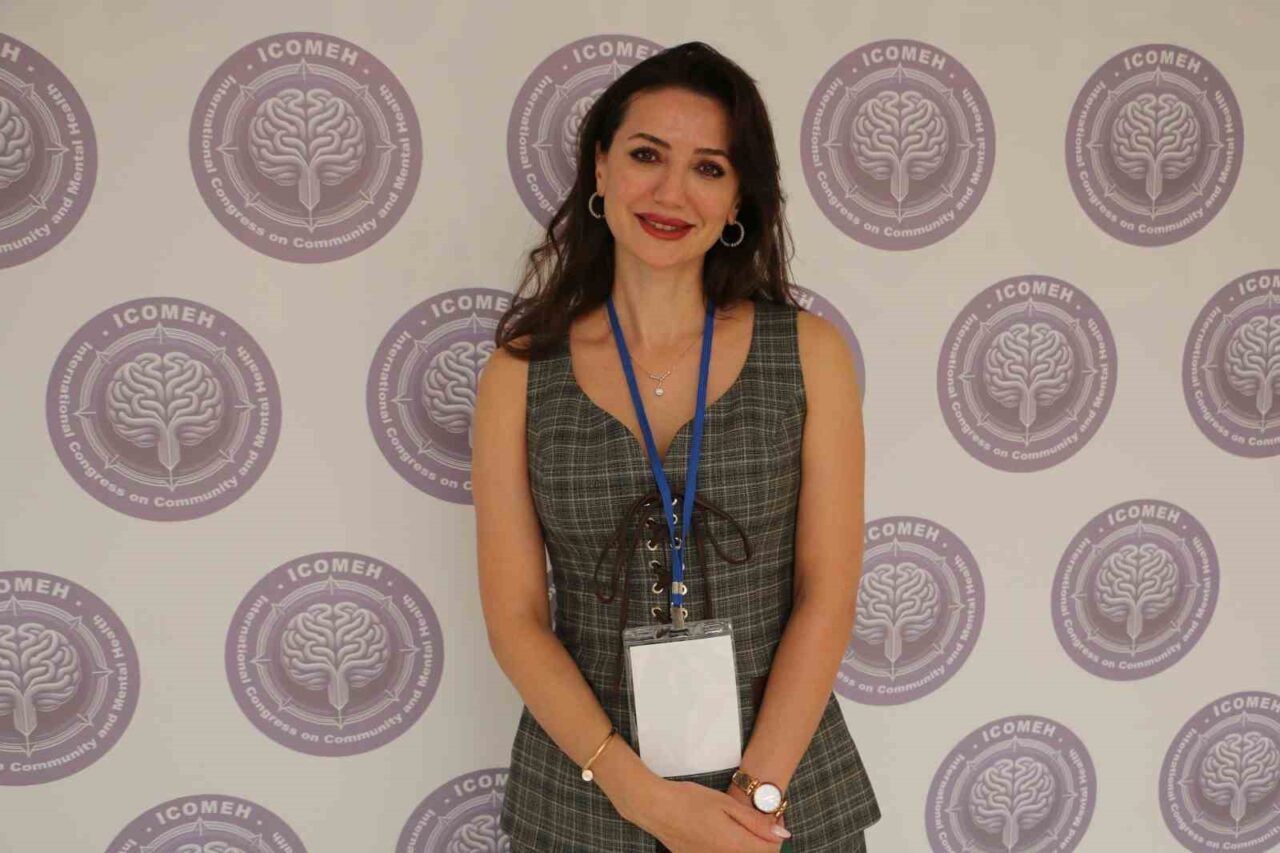 Diyarbakır'da "2. Uluslararası Toplum ve Ruh Sağlığı Kongresi" başladı. Doç.