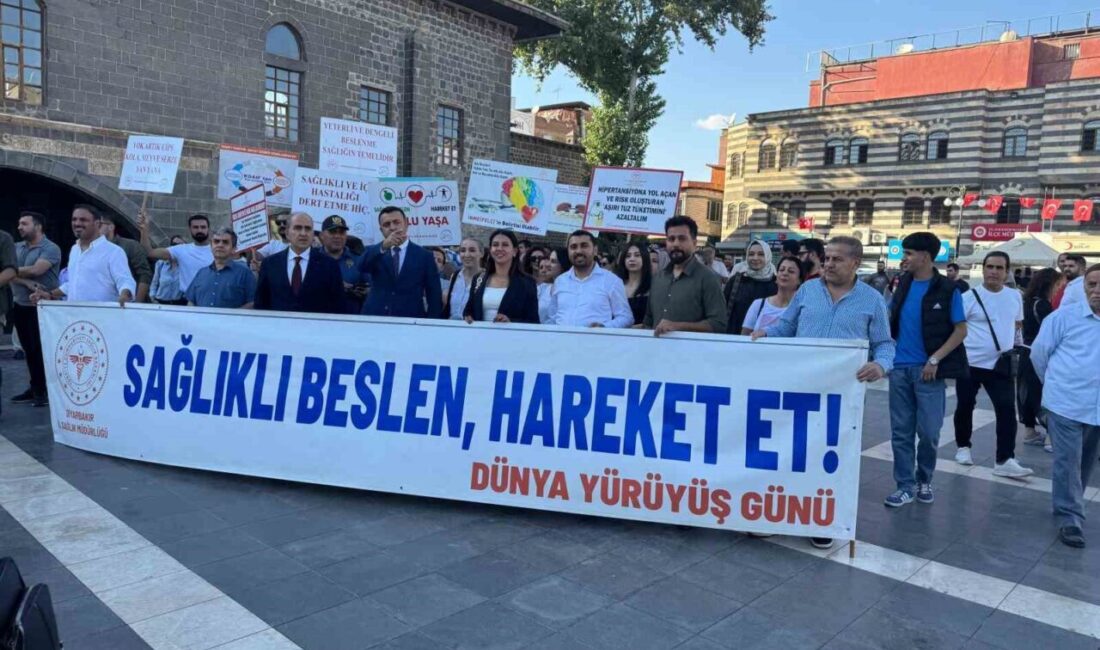 Diyarbakır'da 3-4 Ekim Dünya Yürüyüş Günü etkinlikleri çerçevesinde yürüyüş gerçekleştirildi.