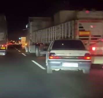 Diyarbakır’da Otomobilin Tıra Çarpması Sonucu Bir Kişi Yaralandı