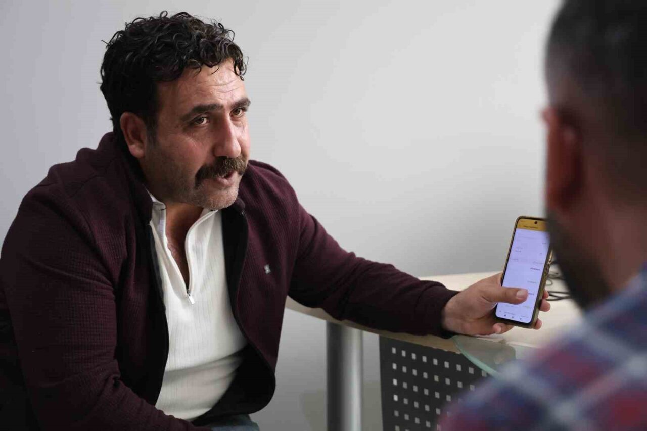 Elazığ'da Vedat Şen, hesabına yanlışlıkla yatırılan 250 bin TL'yi geri