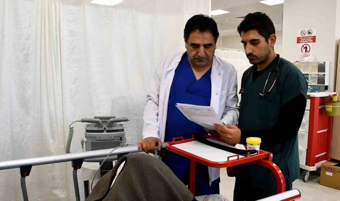 Kulu’da Baba-Oğul Doktorlar Aynı Hastanede Beraber Hizmet Veriyor Konya’nın Kulu ilçesindeki Kulu Bölge Devlet Hastanesi’nde, Genel Cerrahi Uzmanı