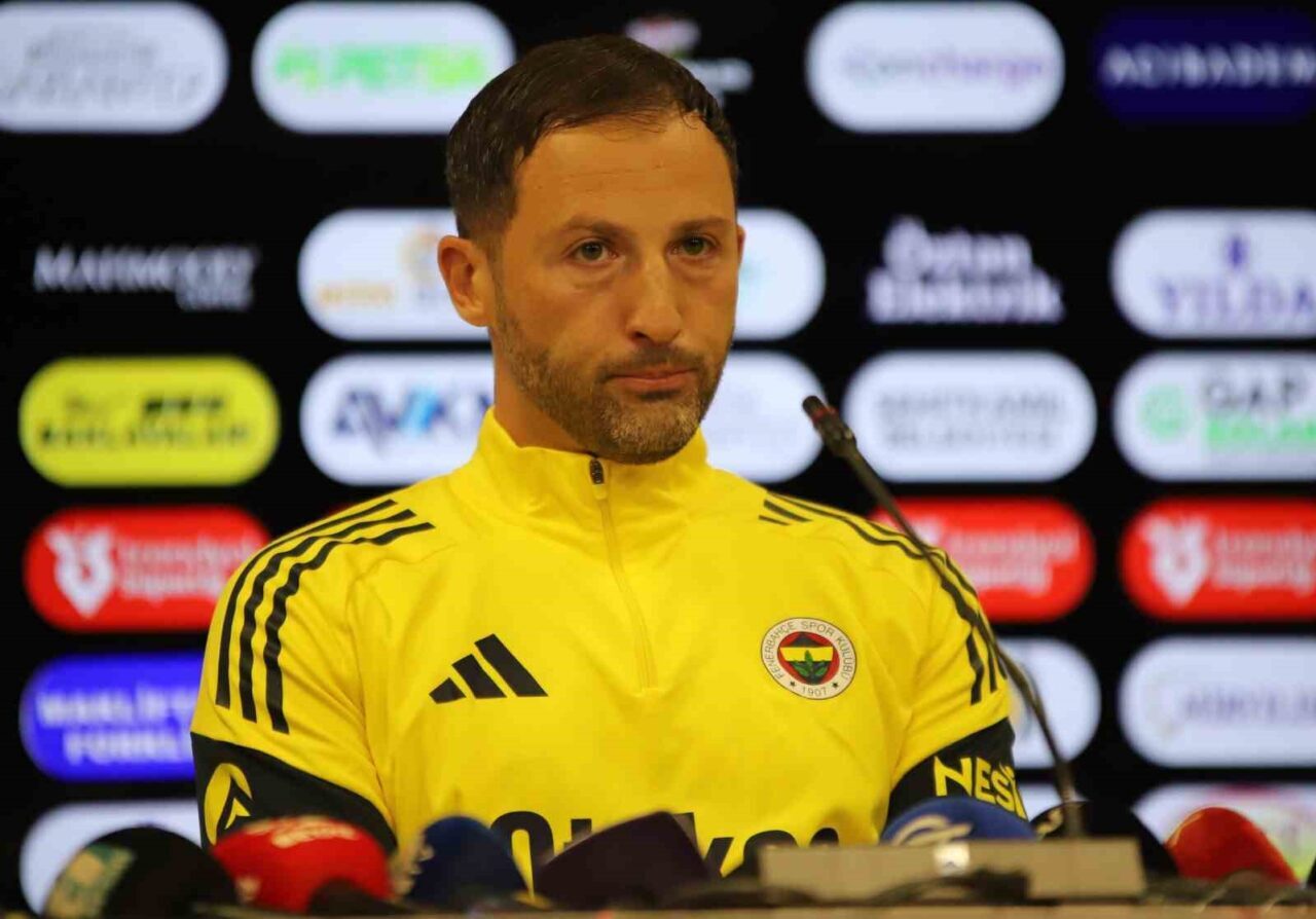 Fenerbahçe Teknik Direktörü Domenico Tedesco, Gaziantep FK’yı 4-0 yendikleri maçın