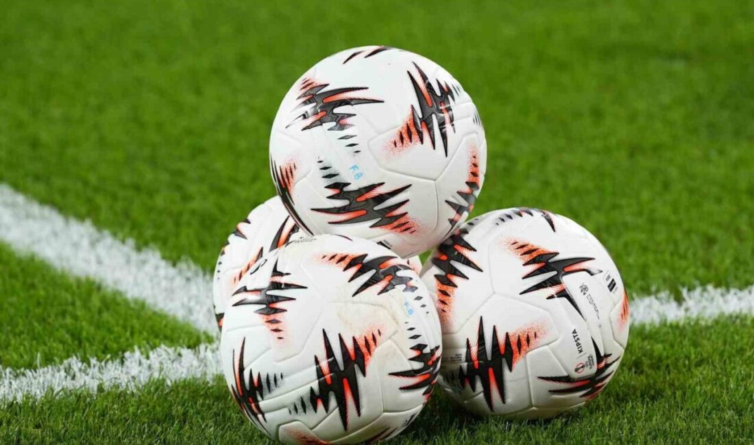 Fenerbahçe, Stuttgart Maçında Kadroda 4 Değişiklik Yaptı Fenerbahçe, UEFA Avrupa Ligi'nde Stuttgart ile karşılaşırken, teknik direktör Domenico