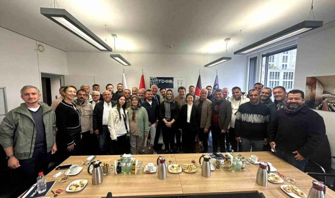 Denizli Ticaret Odası (DTO) Başkanı Uğur Erdoğan, Köln'deki Anuga Fuarı'nın