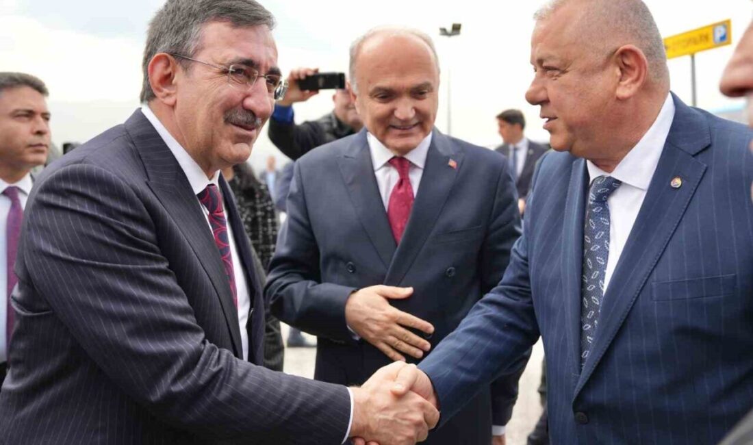 Düzce’deki İş Dünyası ve Üniversite İşbirlikleri Cumhurbaşkanı Yardımcısına Aktarıldı Düzce Ticaret ve Sanayi Odası Başkanı Erdoğan Bıyık, Cumhurbaşkanı Yardımcısı