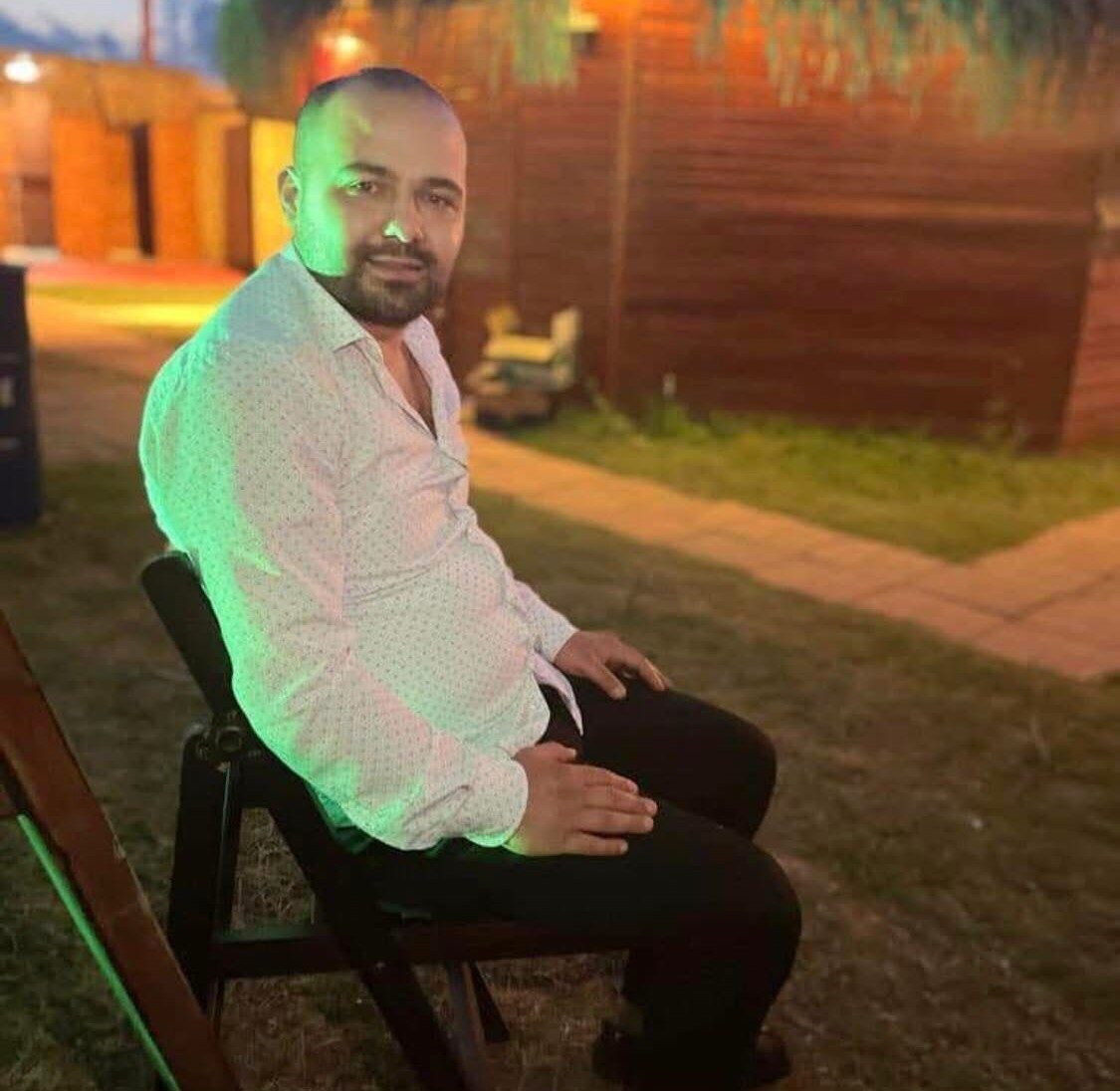 Sakarya'nın Adapazarı ilçesinde D-650 karayolunda İsa Bektaş, yolun karşısına geçerken