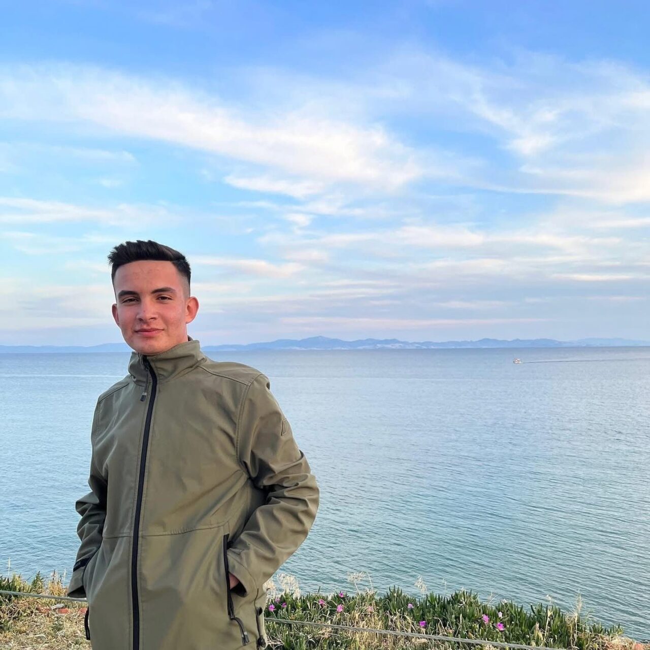 Nazilli'de bir düğünden dönen 21 yaşındaki Eren Davulcu, motosikletinin direksiyon