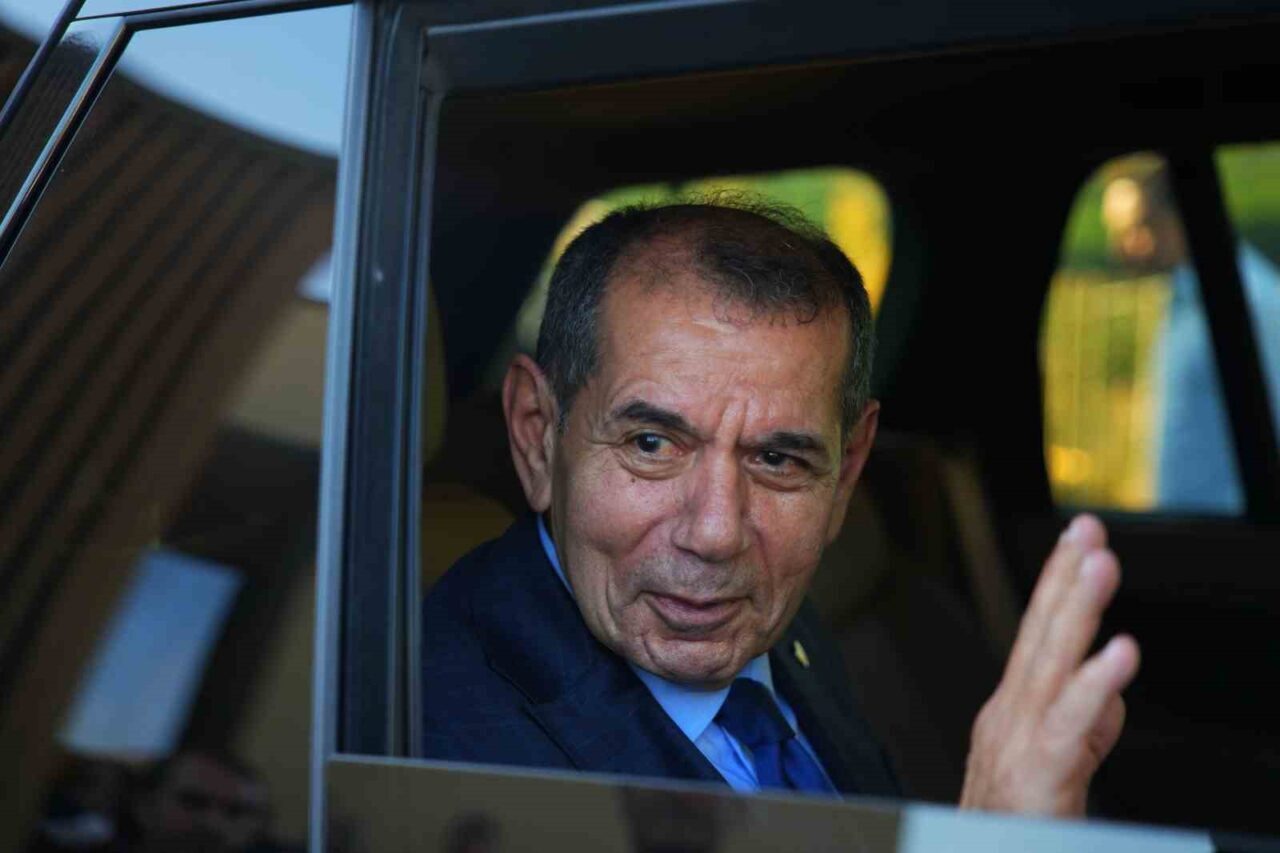 Galatasaray Başkanı Dursun Özbek, TFF'nin hakemlerin bahis oynamasıyla ilgili başlattığı