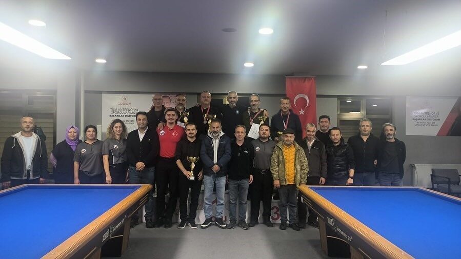 Bolu’da düzenlenen Bolu-Düzce 3 Bant Bilardo Bölge Turnuvası, merhum Bahattin