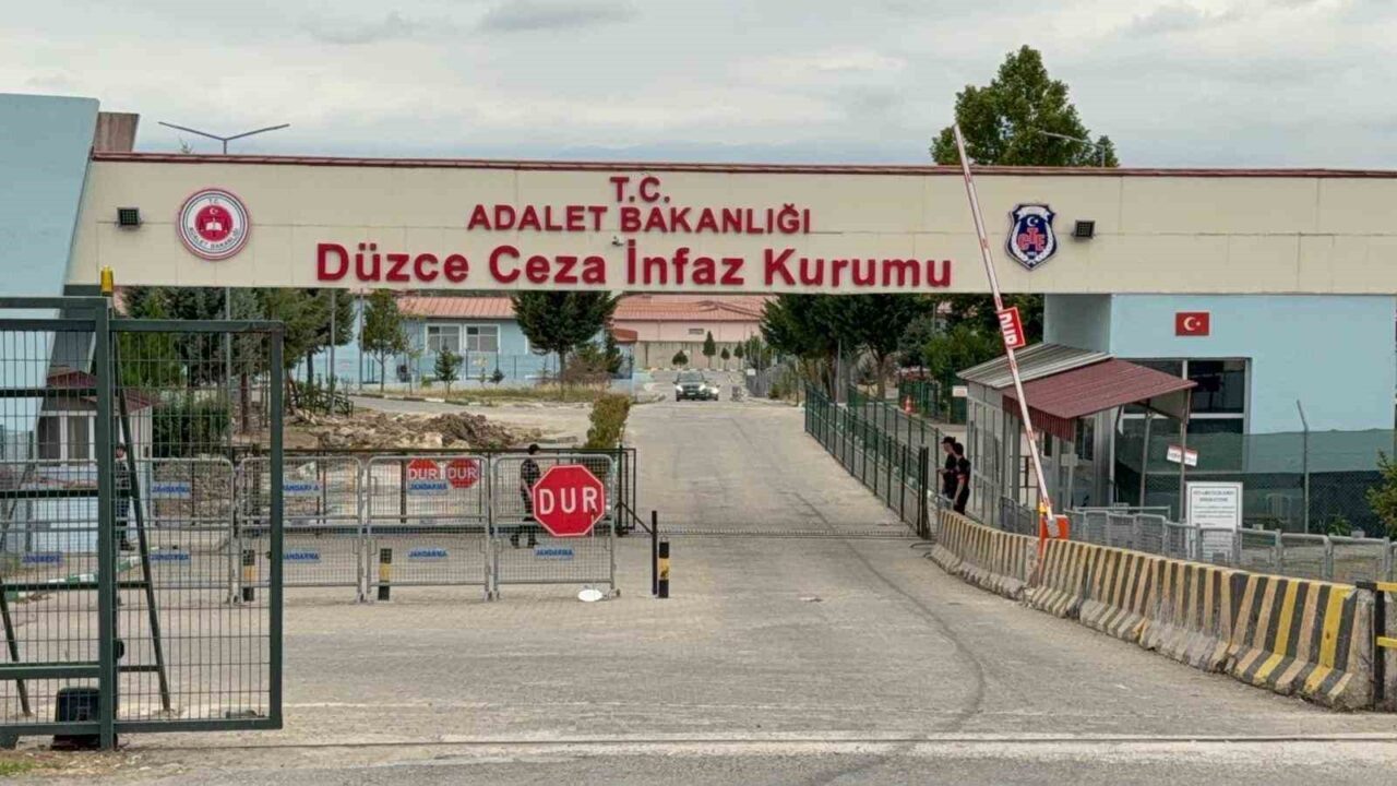 Düzce'de 20-26 Ekim tarihlerinde gerçekleşen denetimlerde 29 bin kişi sorgulandı.