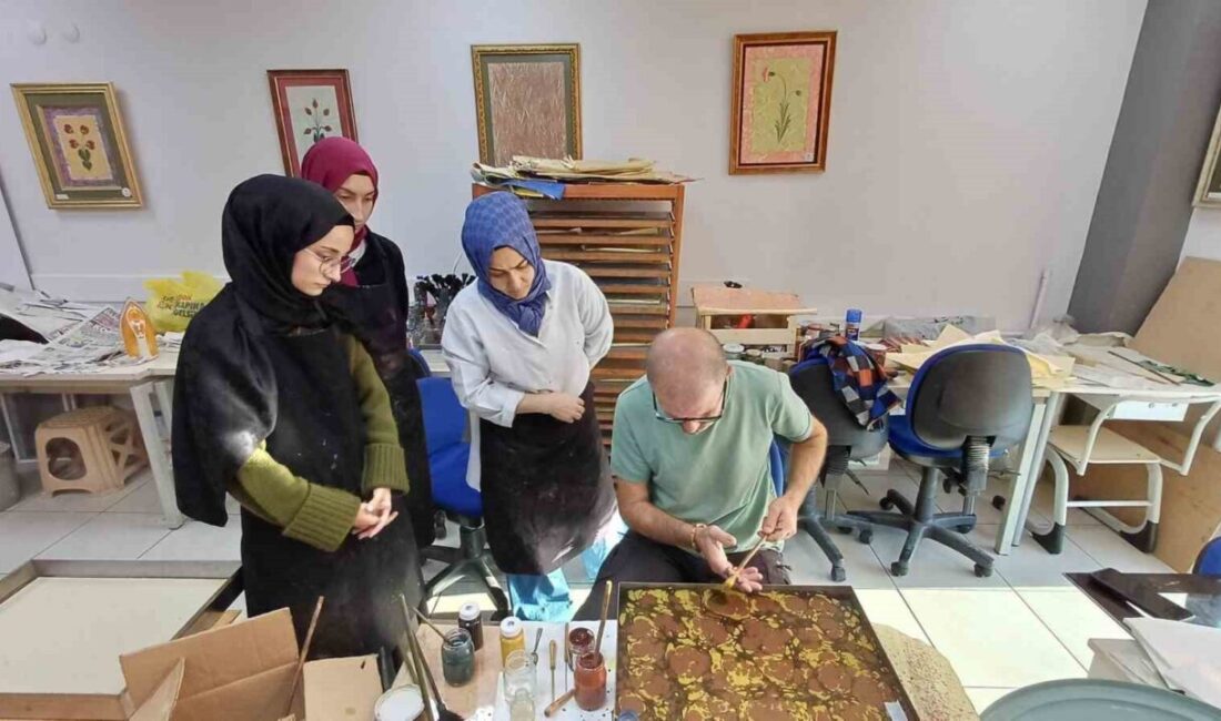 Düzce Gençlik Merkezleri’nde Eğitim Faaliyetleri Hız Kesmeden Devam Ediyor Düzce'deki Gençlik Merkezleri, gençlerin boş zamanlarını değerlendirmeleri için çeşitli eğitim