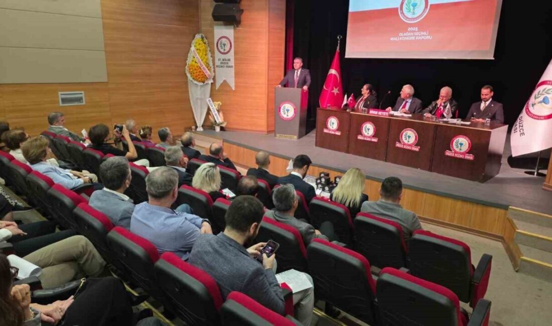 Düzce Eczacı Odası'nın mali kongresi, geniş bir katılımla gerçekleştirildi. Ecz.