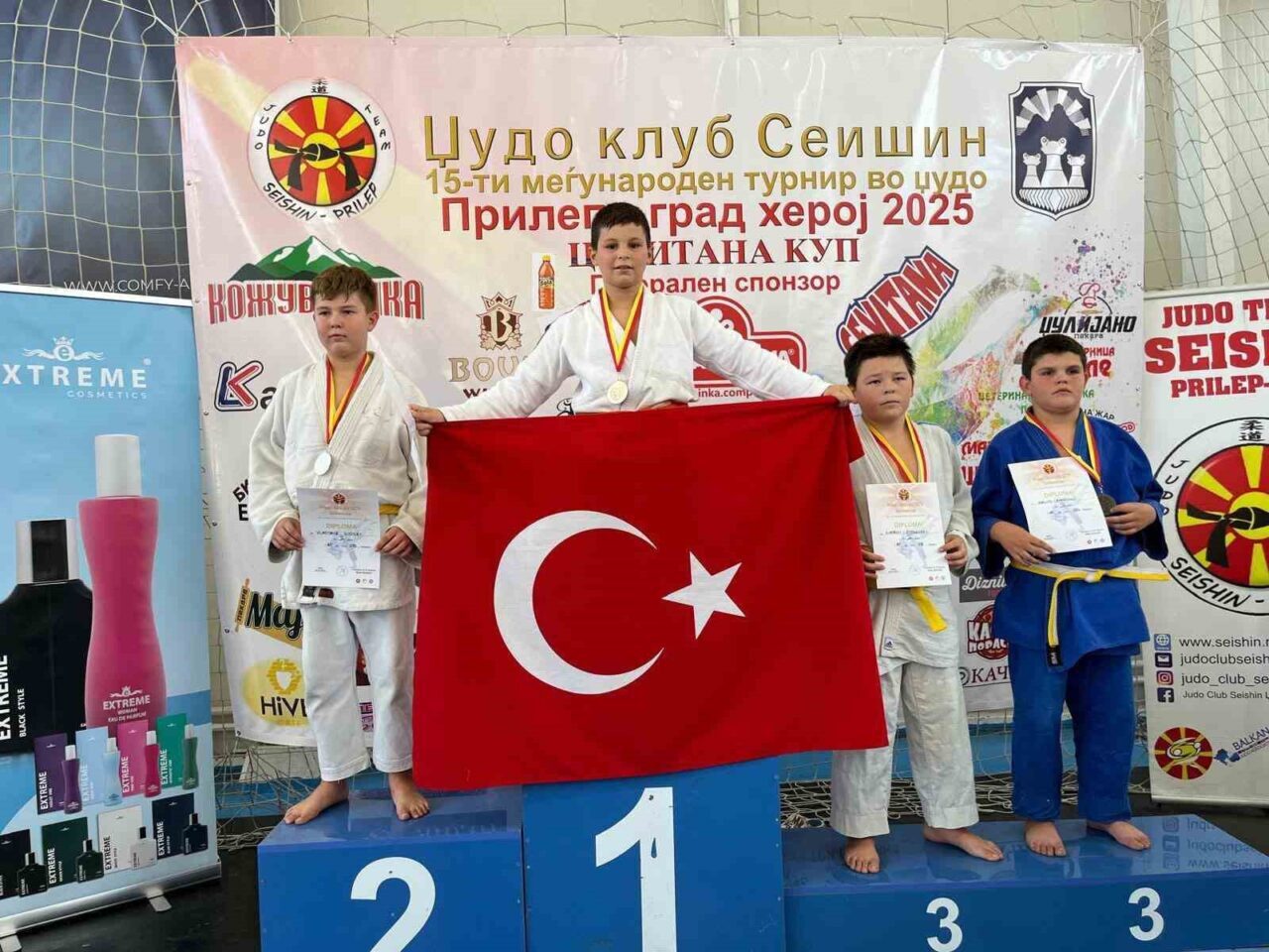 Makedonya'daki 15. Cevitana Kupası Uluslararası Judo Turnuvası'nda Düzceli judocular Öykü