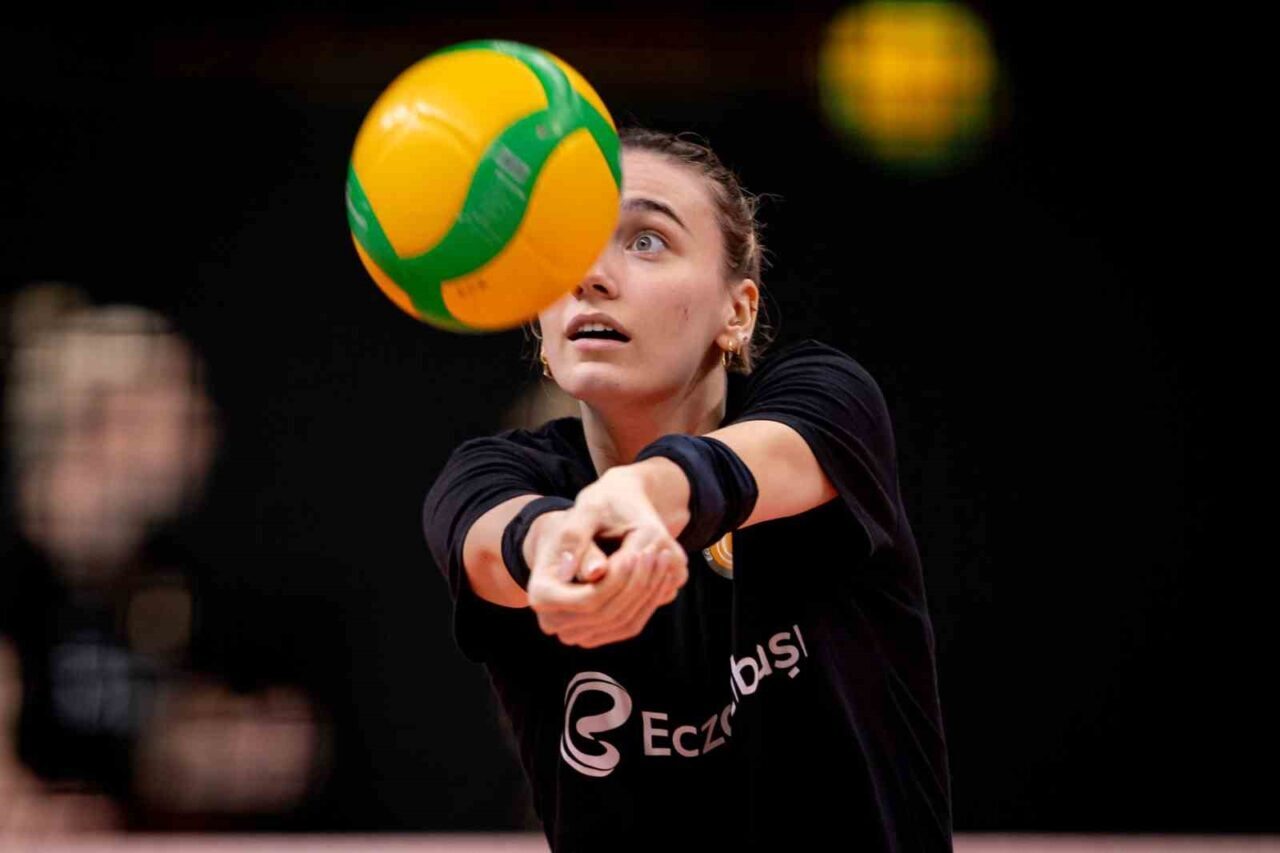 Eczacıbaşı Dynavit, Vodafone Sultanlar Ligi'nin açılışında 12 Ekim Pazar günü