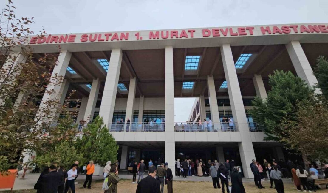 Edirne Sultan I. Murat Devlet Hastanesi'nin üroloji servisinde çıkan yangın,