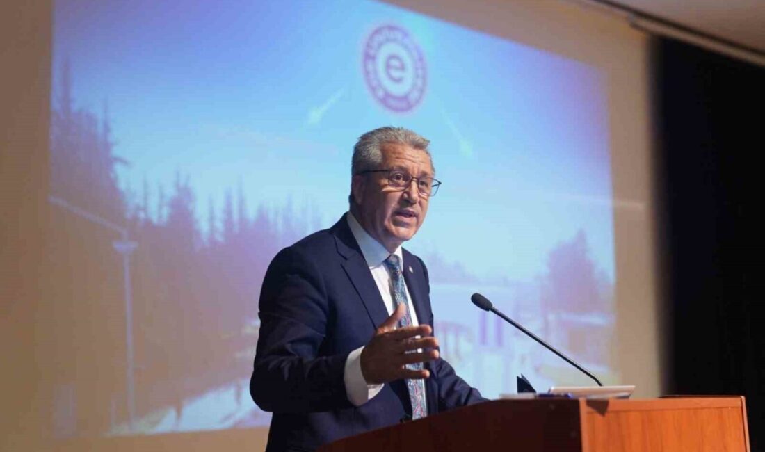 Ege Üniversitesi, Times Higher Education Dünya Sıralaması’nda 1201-1500 Aralığını Korudu ve Türkiye’de 13. Sırada Yer Aldı Ege Üniversitesi, Times Higher Education'ın 2026 Dünya Üniversite Sıralaması'nda 1201-1500