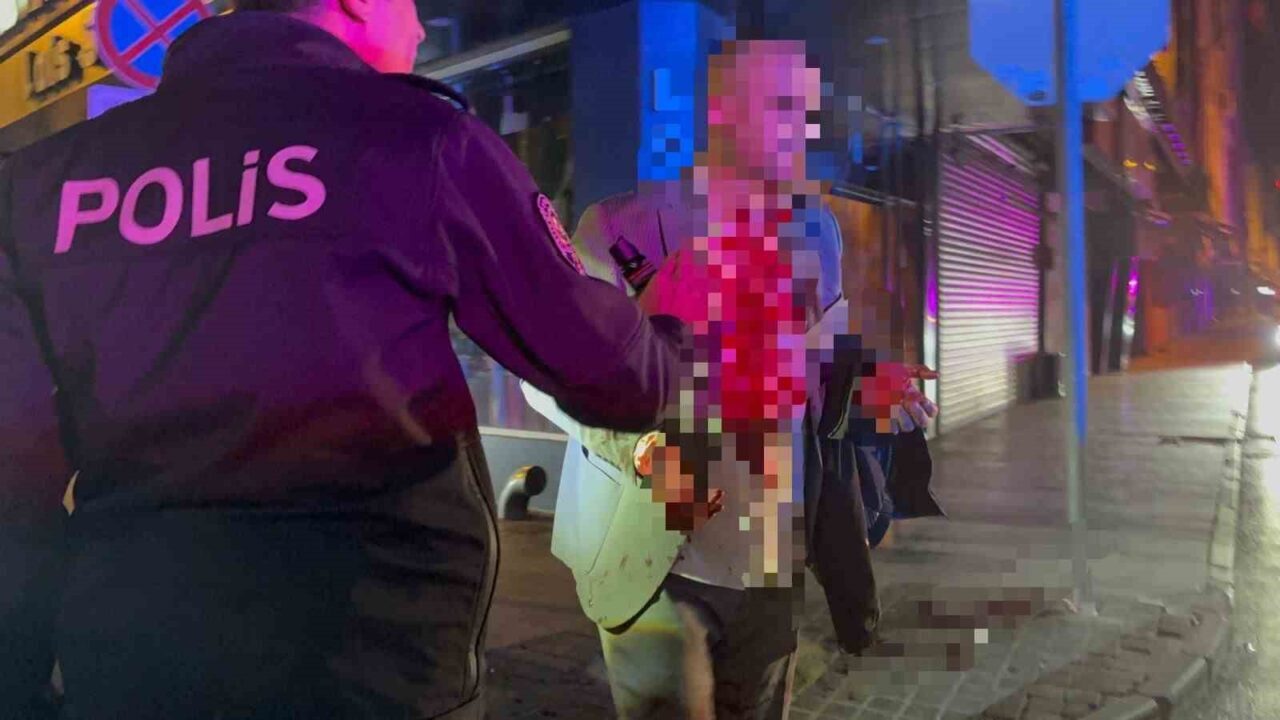 Kayseri’nin Melikgazi ilçesindeki bir gece kulübünde, baba S.K. ve oğlu