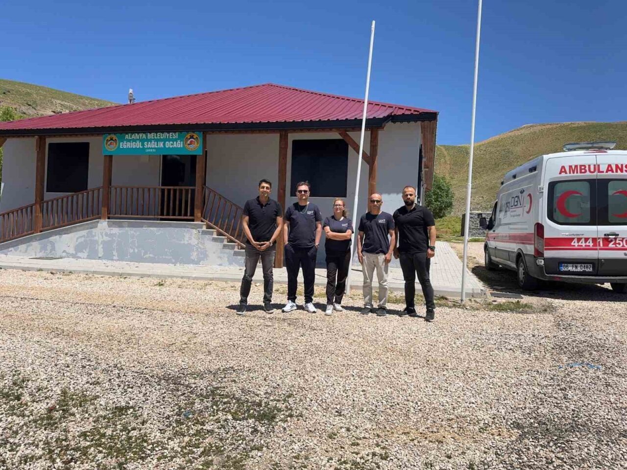 Alanya'da yaz sezonunda hizmet sunan Eğrigöl ve Çayarası Sağlık Hizmetleri