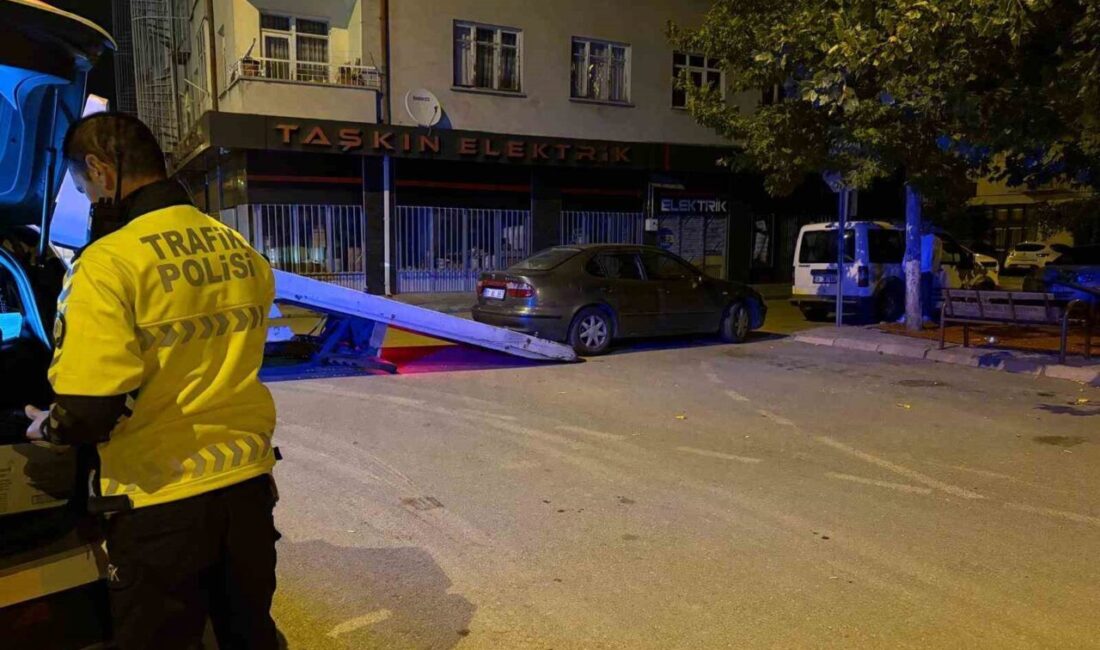 Kayseri'de polis memurlarının dur ihtarına uymayan ehliyetsiz sürücü M.A.S., kovalamaca