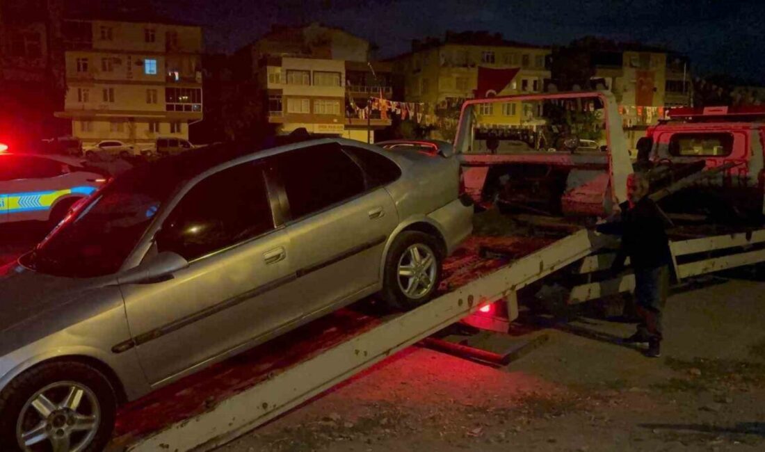 Kayseri Kocasinan'da G.P. isimli ehliyetsiz sürücü, polis ekiplerinin 'dur' ihtarına
