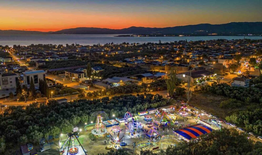 İznik Belediyesi'nin Ekinoks 2025 Fotoğrafçılar Maratonu'nda 724 fotoğraf değerlendirildi. 210