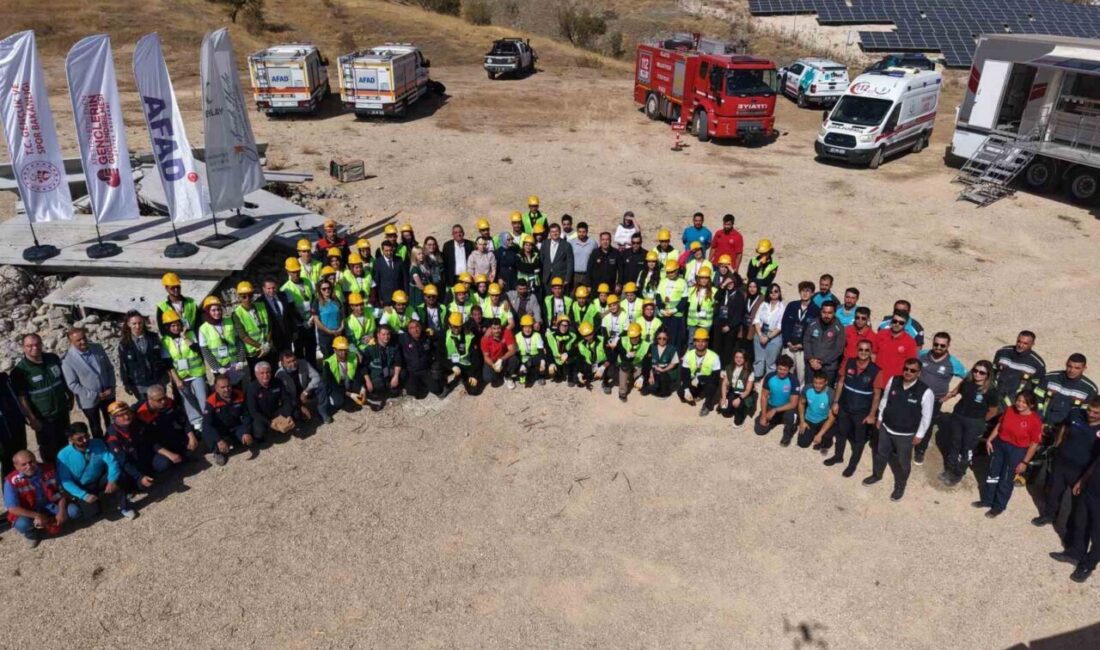 Elazığ'da İpek Yolu Uluslararası Çocuk ve Gençlik Çalışmaları Merkezi'nde gerçekleştirilen