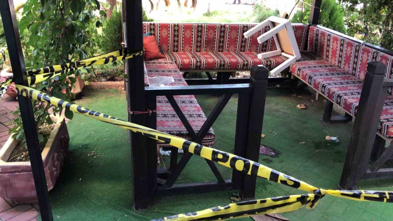 Elazığ'da Günışığı Gazetesi sahibi gazeteci Mehmet Nafiz Koca, bir saldırganın