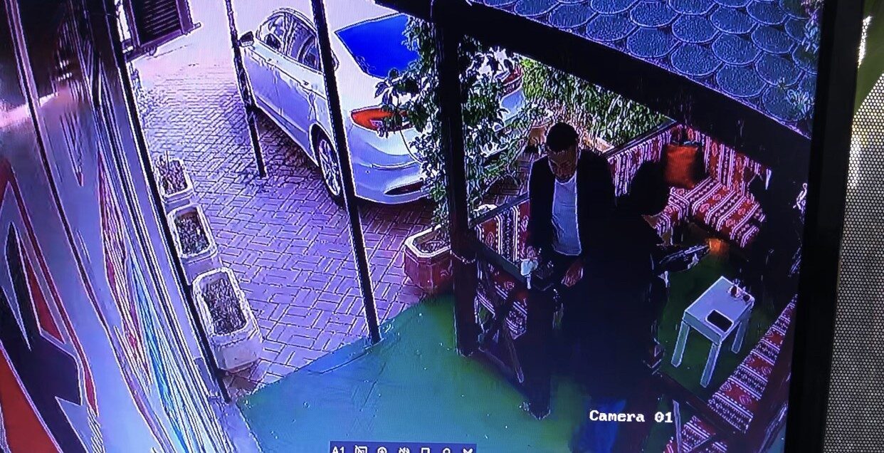 Elazığ'da Günışığı Gazetesi sahibi Mehmet Nafiz Koca, bir pompalı tüfekli