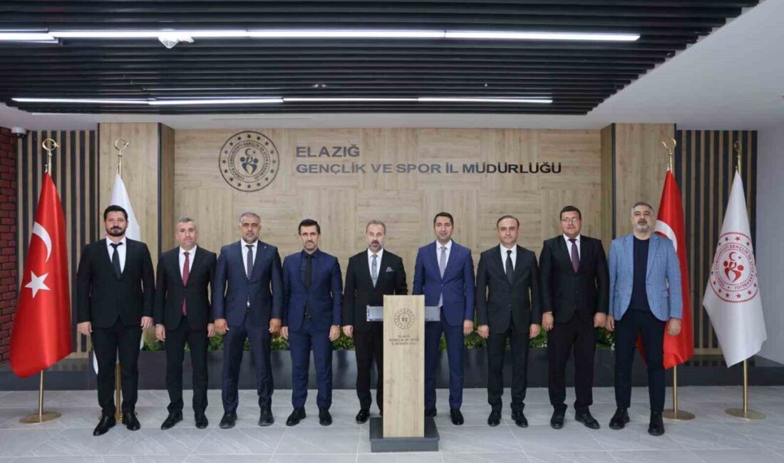 Elazığ’da Gençlik ve Spor ile Milli Eğitim İş Birliği Projeleri Gözden Geçirildi Elazığ'da gerçekleştirilen toplantıda, Gençlik ve Spor İl Müdürü Abdulsamet Eren