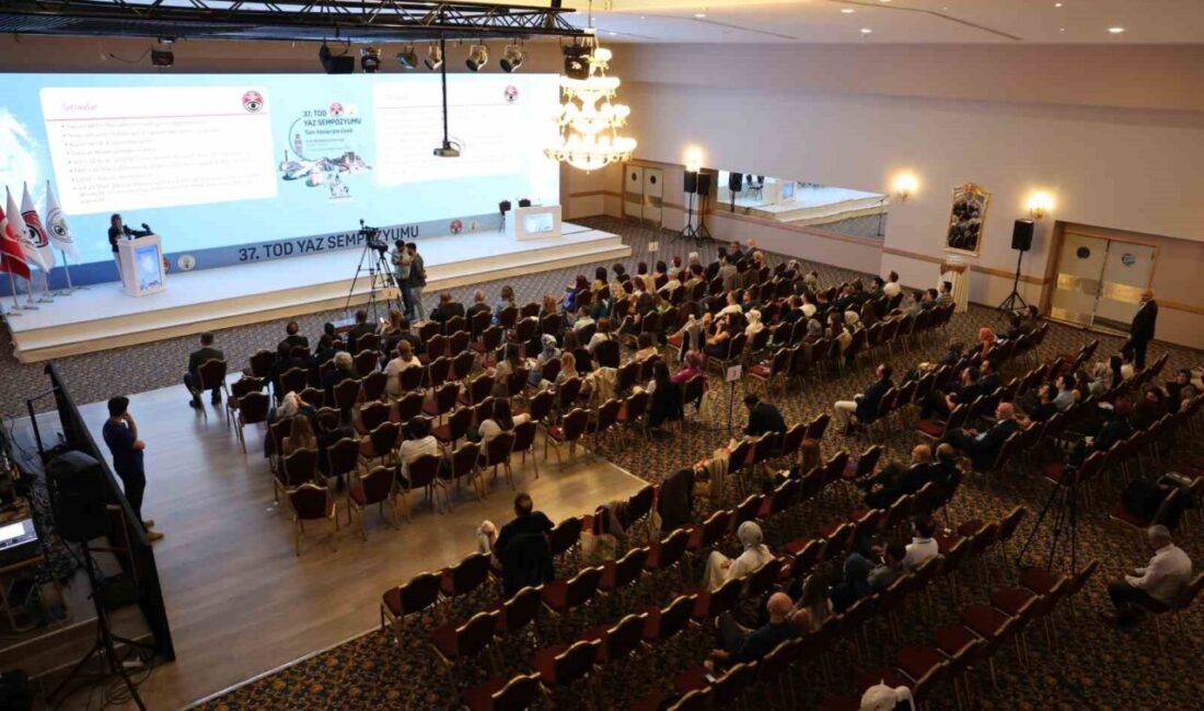 Elazığ'da, Türk Oftalmoloji Derneği tarafından düzenlenen 37. Yaz Sempozyumu, 300